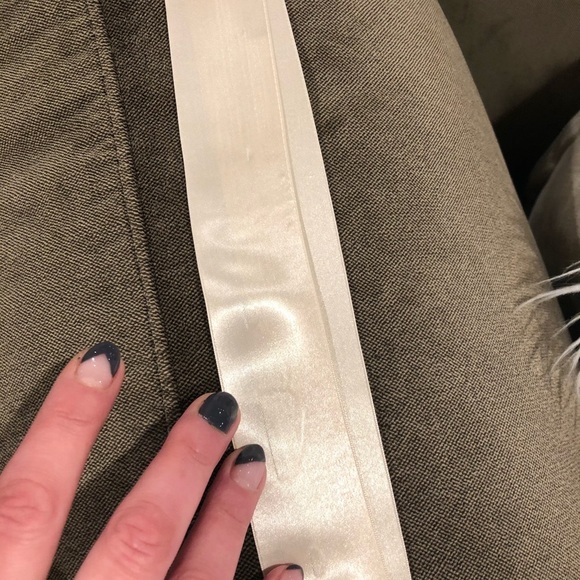 blue willow Bridal sash - Picture 8 of 8